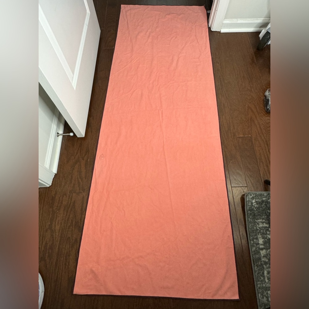 eQua® Yoga Mat Towel